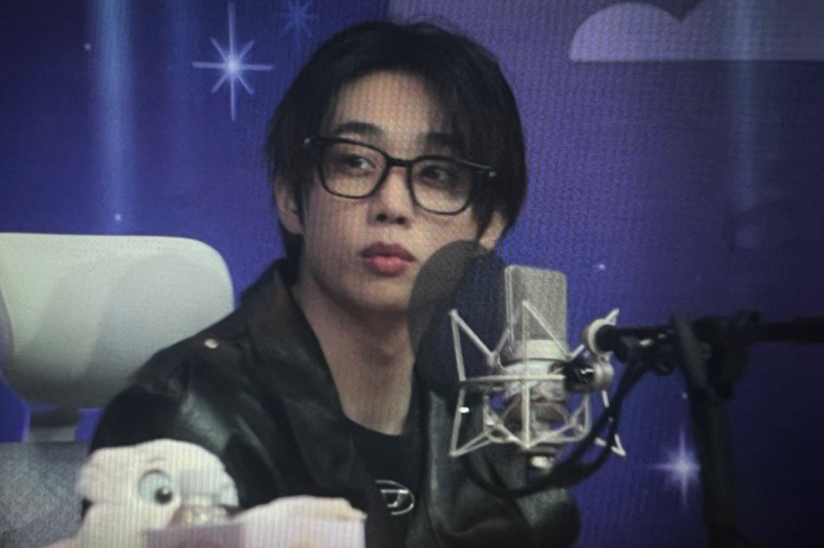 ʟᴏᴜ tweet media