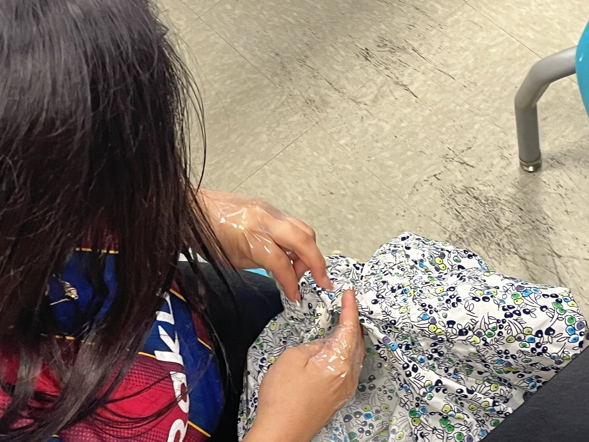 Shannon E. Kelly tweet media