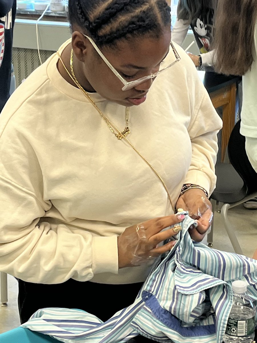 Shannon E. Kelly tweet media