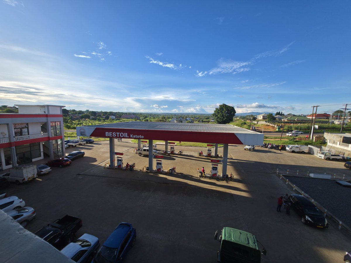 Dr. DrinkWaterNotCum🔞 tweet media