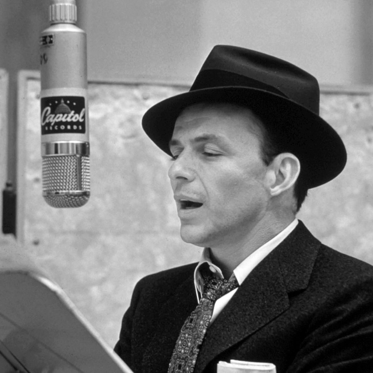 Frank Sinatra tweet media