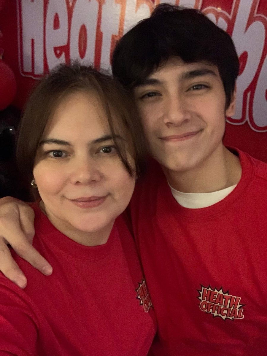 TeamHeathOfc's tweet photo. Some snaps from our Thanksgiving Dinner❤️❤️❤️

Credits to Mommy Jem❤️❤️❤️

We love you all, Jornales Family! Wala po kaming ibang masabi po kundi maraming salamat po sa pagturing sa amin bilang pamilya. Napakaswerte po namin sa inyo. God bless you all po.

❤️❤️❤️ https://t.co/TJt4pC1vur