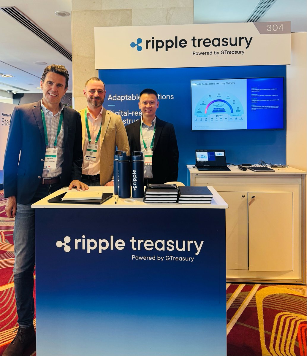 John Squire tweet media