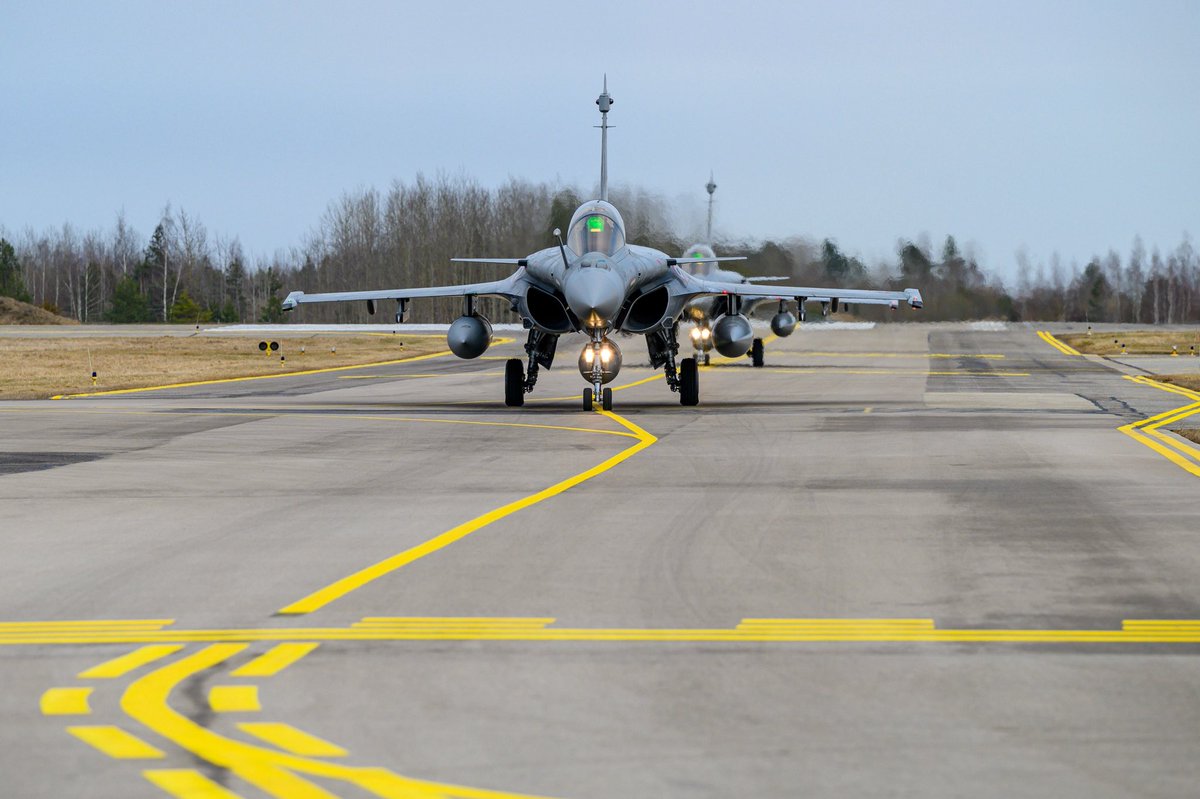 Armée française - Opérations militaires tweet media