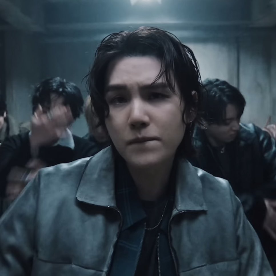 랩으로홍콩을보내는애옹 tweet media