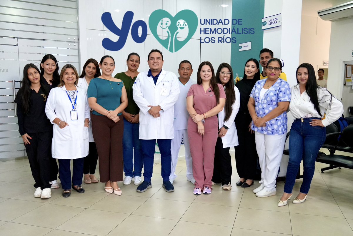 DialRiosEc's tweet photo. ¡En buenas manos! #BienvenidoAbril 
Nuestro equipo de profesionales trabaja cada día para brindar atención de calidad y calidez a nuestros pacientes.

Agradecemos a nuestros pacientes por confiar en nosotros y a nuestro equipo por su dedicación y pasión por la salud renal. https://t.co/EOCRErhHR3