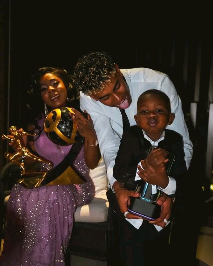 𝒮𝒜𝐿𝐼𝐻𝒪𝒰🇸🇳🌟🌟 tweet media