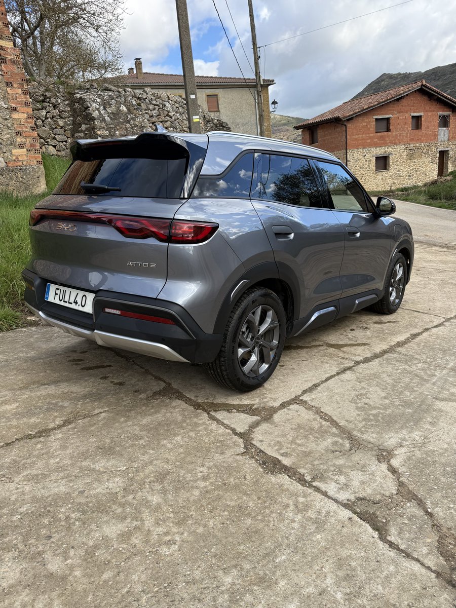 Después de unos días de lluvias y barro…
Coche lavao…

#byd #atto2comfort