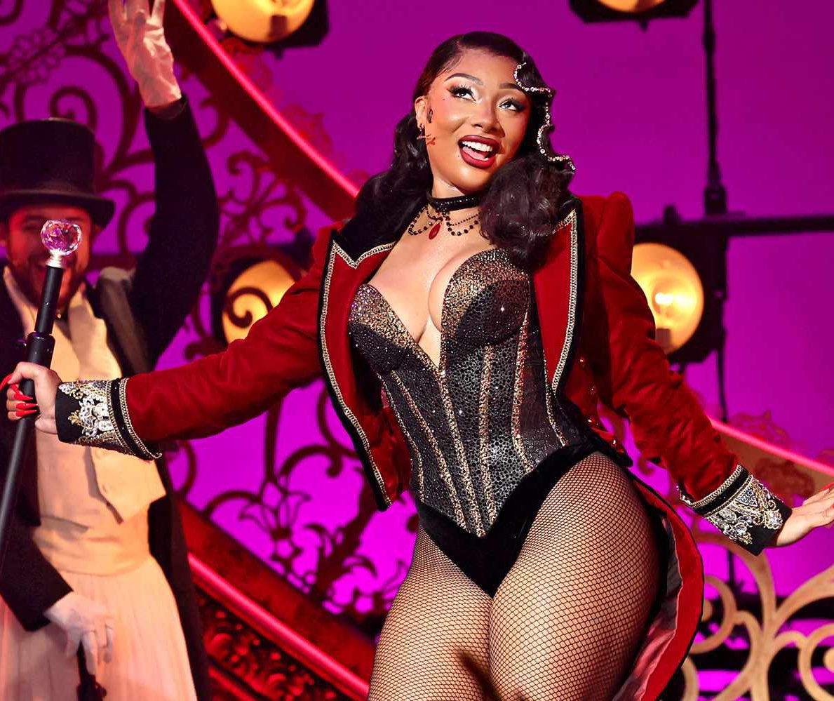 BROWN GIRL GRINDING⭐️ tweet media