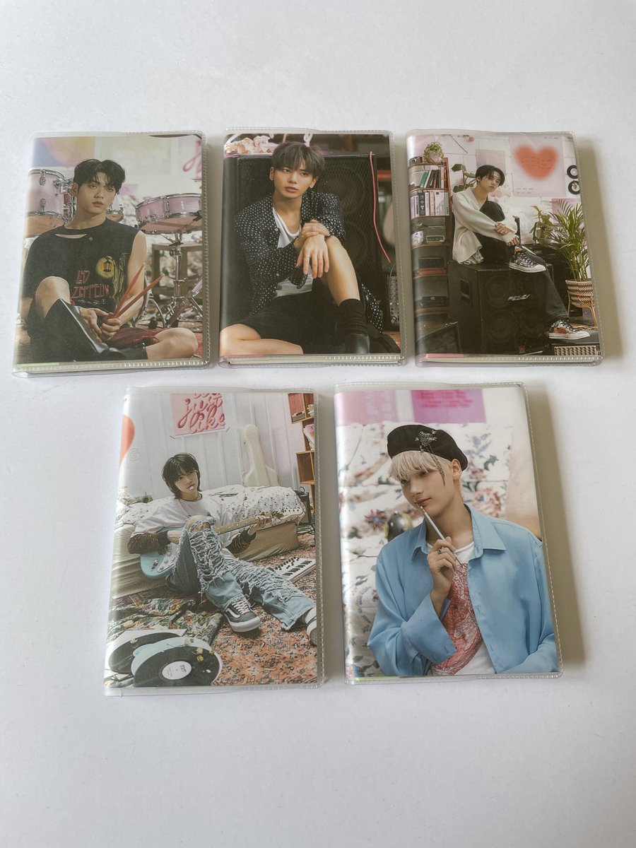 hpopshop1's tweet image. Tomorrow X Together notebooks.  Visit hpopshop for all the latest KPOP items and facts! #hpopshop #concert #kpopmerch #TXT #notebook #ᴛᴏᴍᴏʀʀᴏᴡxᴛᴏɢᴇᴛʜᴇʀ