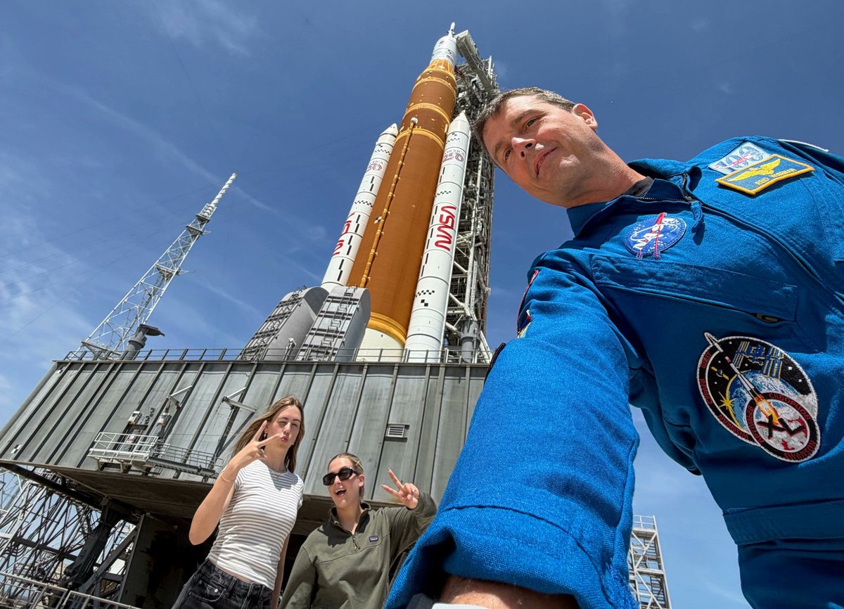 Goodable tweet media