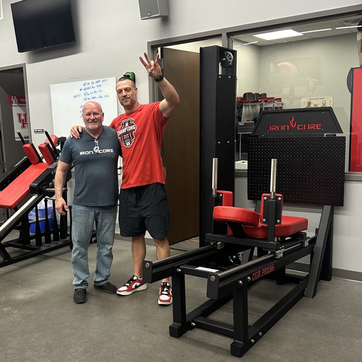 CoachAlanBishop's tweet photo. Big shout out to Tyler Hobson for taking on this project for us. Thank you brother!

1 of 1 Horizontal Leg Press to accommodate athletes up to 7’6” tall

ELITE https://t.co/ycdWoofBs1