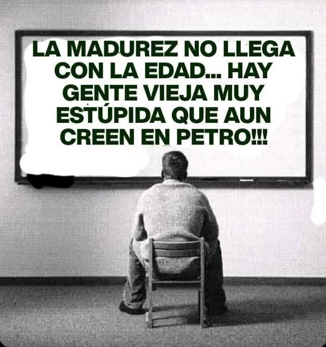 PolitiCrack, tweet media