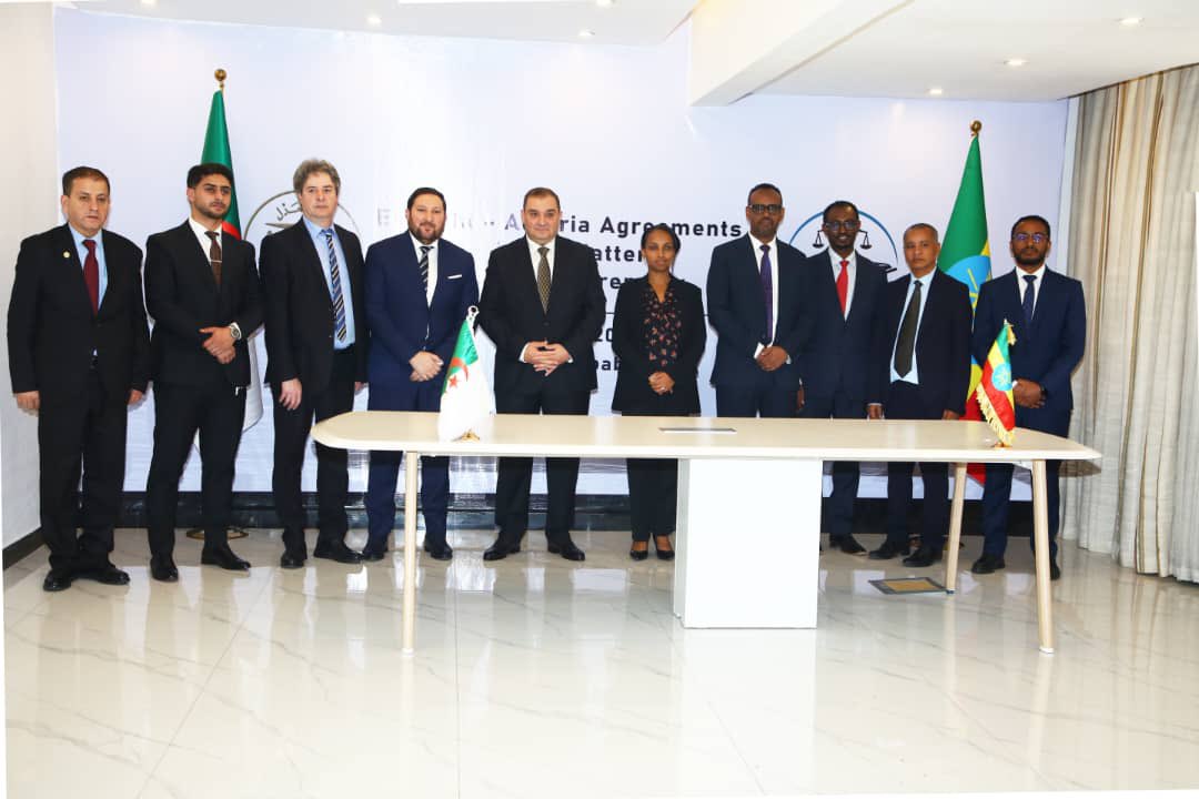 Algeria in Addis-Ababa/PM to African Union & UNECA tweet media