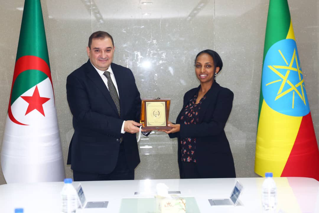 Algeria in Addis-Ababa/PM to African Union & UNECA tweet media