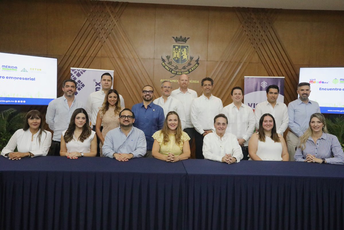 El turismo también juega: <a href="/CeturYucatan/">CETUR Yucatán</a> y <a href="/AyuntaMerida/">Ayuntamiento Mérida</a> hacen equipo rumbo al Mundial 2026 wp.me/p6Zyu6-1GA4