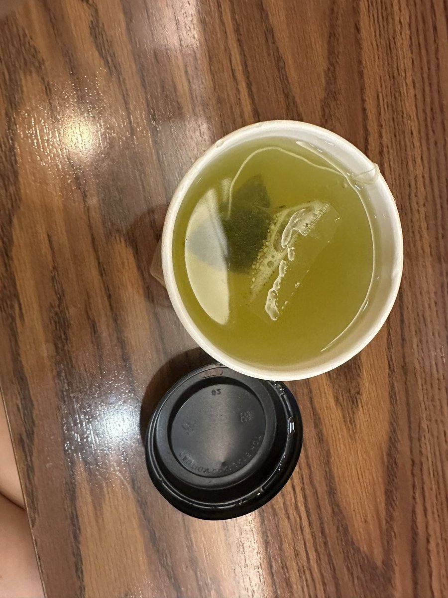 liv eats tweet media