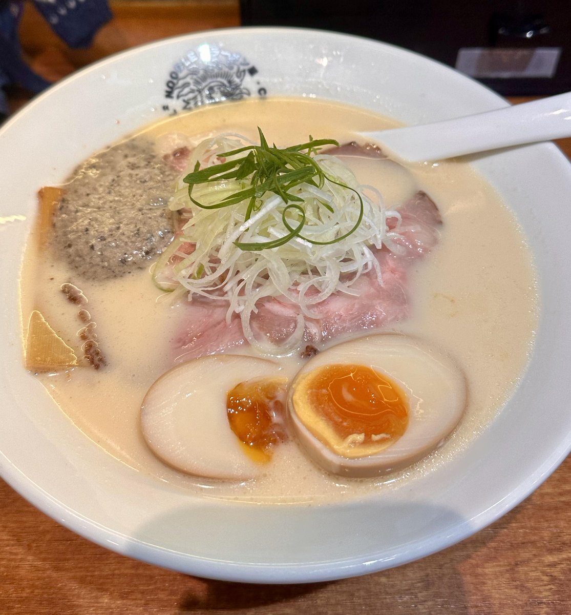 しどう tweet media