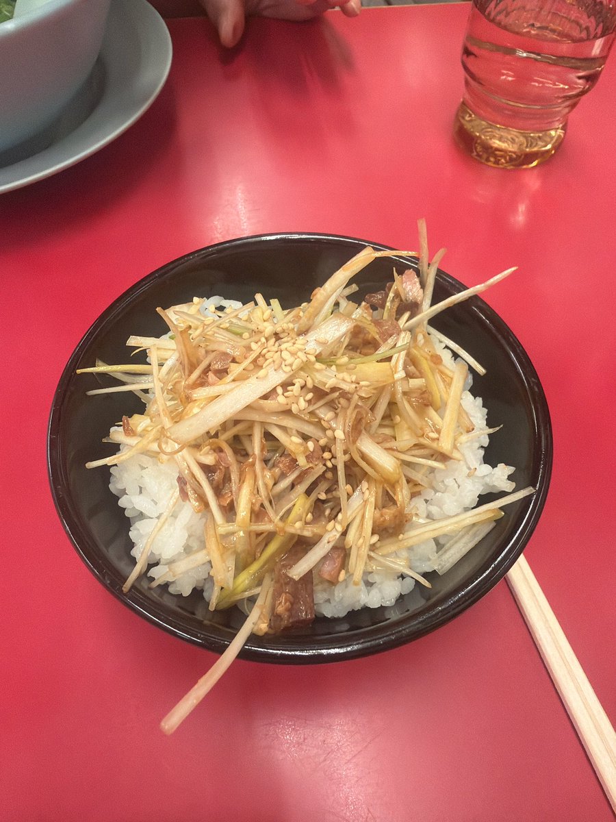 ❀ s e n a ❀ tweet media