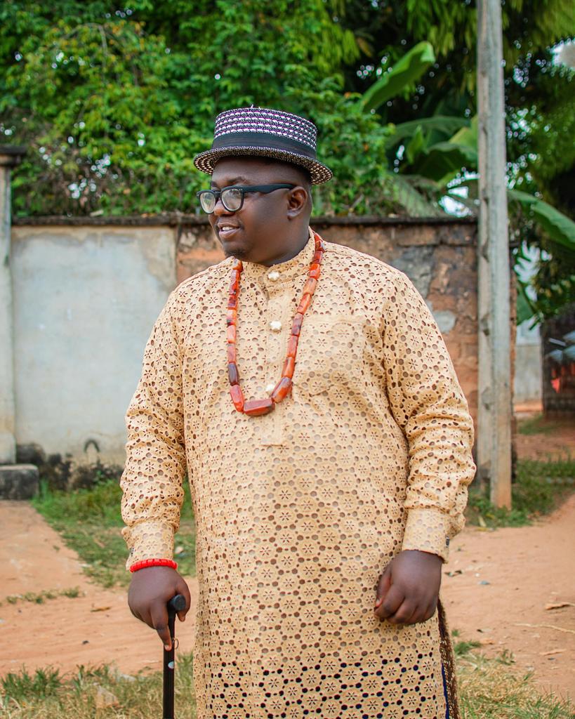 OnweliColins's tweet photo. Happy birthday son. Age gracefully Mr Ogaga Kelvin Onweli. https://t.co/0XDD2zWBkI