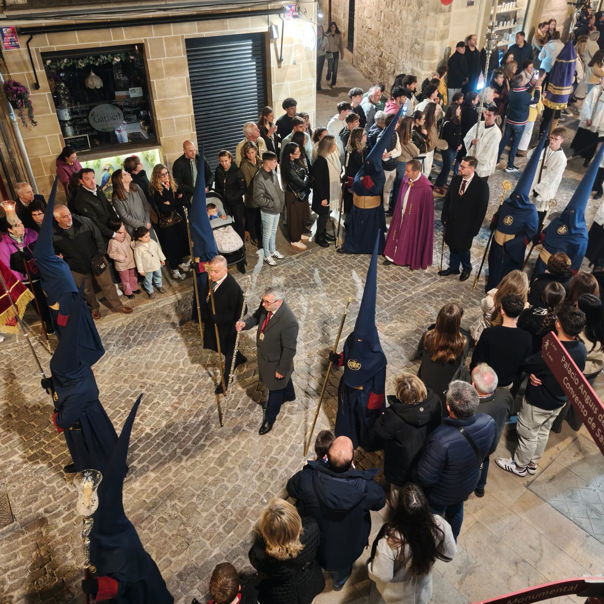 Hermandad de la Sentencia, de Úbeda tweet media