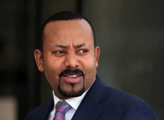 Ermiasybh's tweet photo. 8 yrsnot merely counted, but etched in sacrifice, resilience, and hope🇪🇹 From the rise of the Grand Ethiopian Renaissance Dam, from wheat self-sufficiency to corridor development, Ethiopia presses forward—united through Medemer under @AbiyAhmedAli
A journey of a nation becoming. https://t.co/0isnsLM3y6