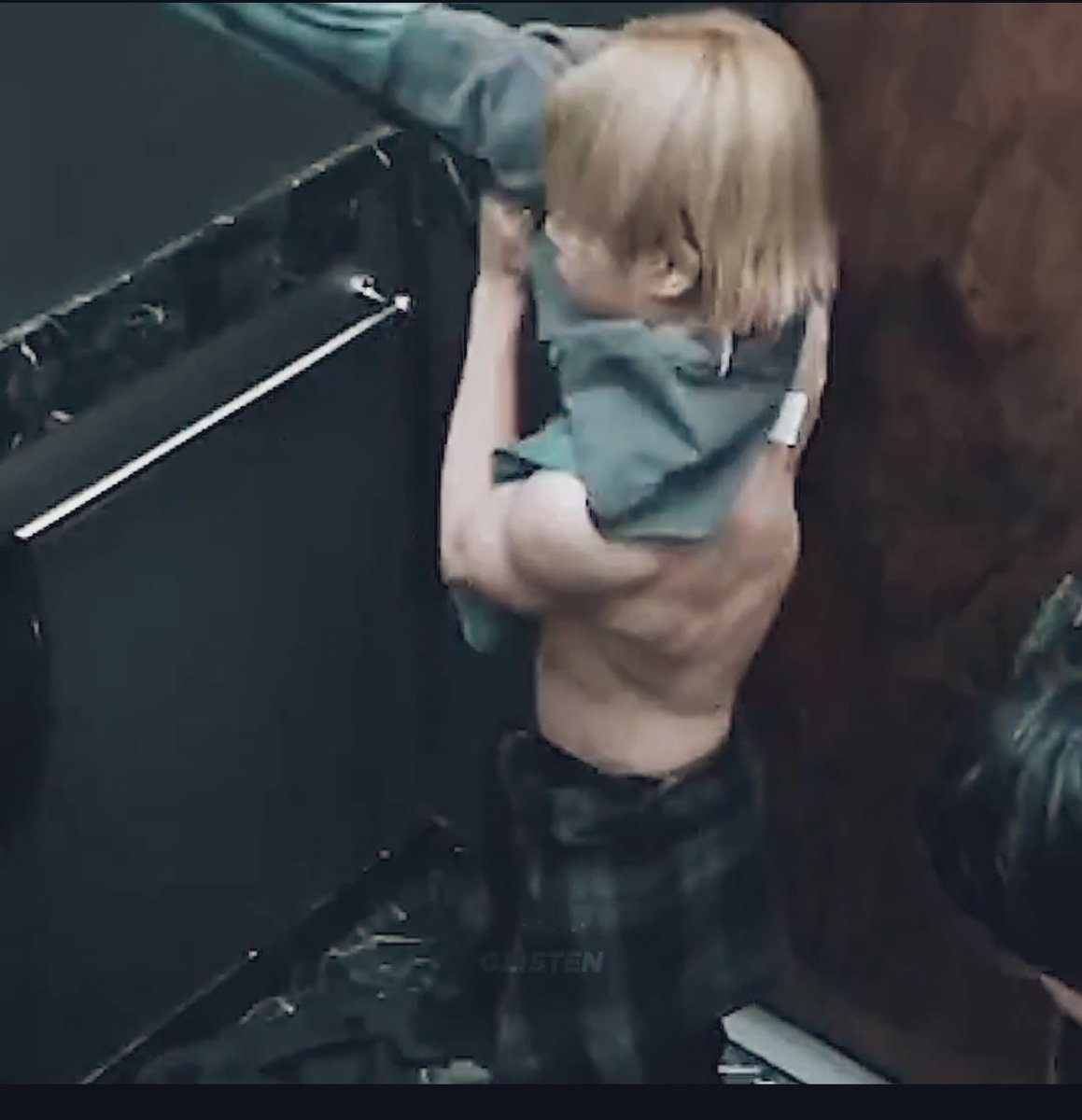 leona 𓇢𓆸 tweet media