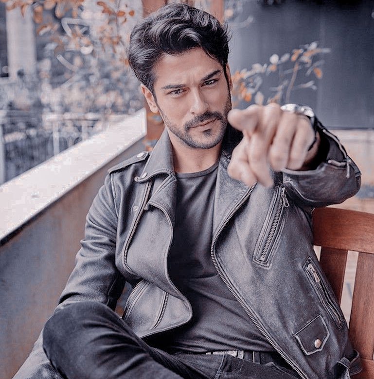 مسلسلات تركية 🇸🇦🍿 tweet media