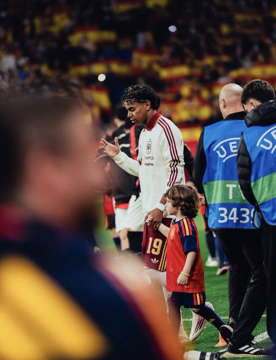 ريـاض tweet media