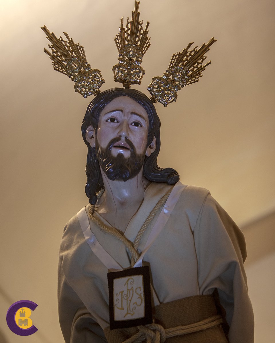 ✨ Ya en la madrugada, la Hermandad de la Oración en el Huerto sale desde la Iglesia de la Concepción con Ntro. Padre Jesús del Prendimiento, recorriendo el casco histórico de Badajoz. Más info y recorrido ⬇️

badajozcofrade.com/2026/04/madrug…