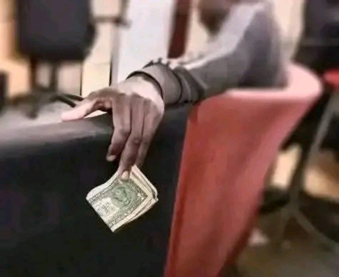 Man United Bàbè tweet media