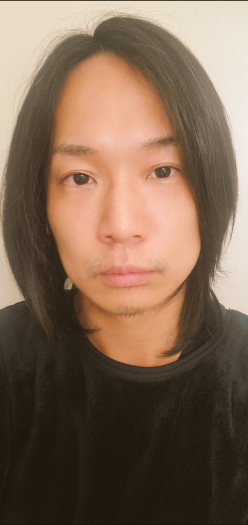 CookTsuchan's tweet photo. この風船飛んだってやつやらんとあかんって？

嗚呼…精神年齢14ちゃいの四十路が今日も息してやがる。
40までに去った偉人がたくさんいるってのにな。

とりま髪カットしたらクソしくったおめでとう。
#これがこう https://t.co/iZOQpjrULJ