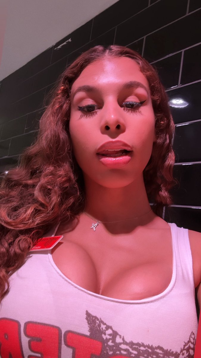 Slayverii tweet media