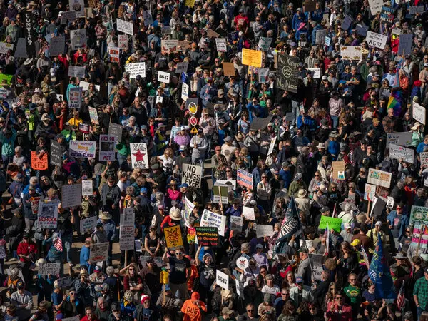 Robert Young Pelton tweet media