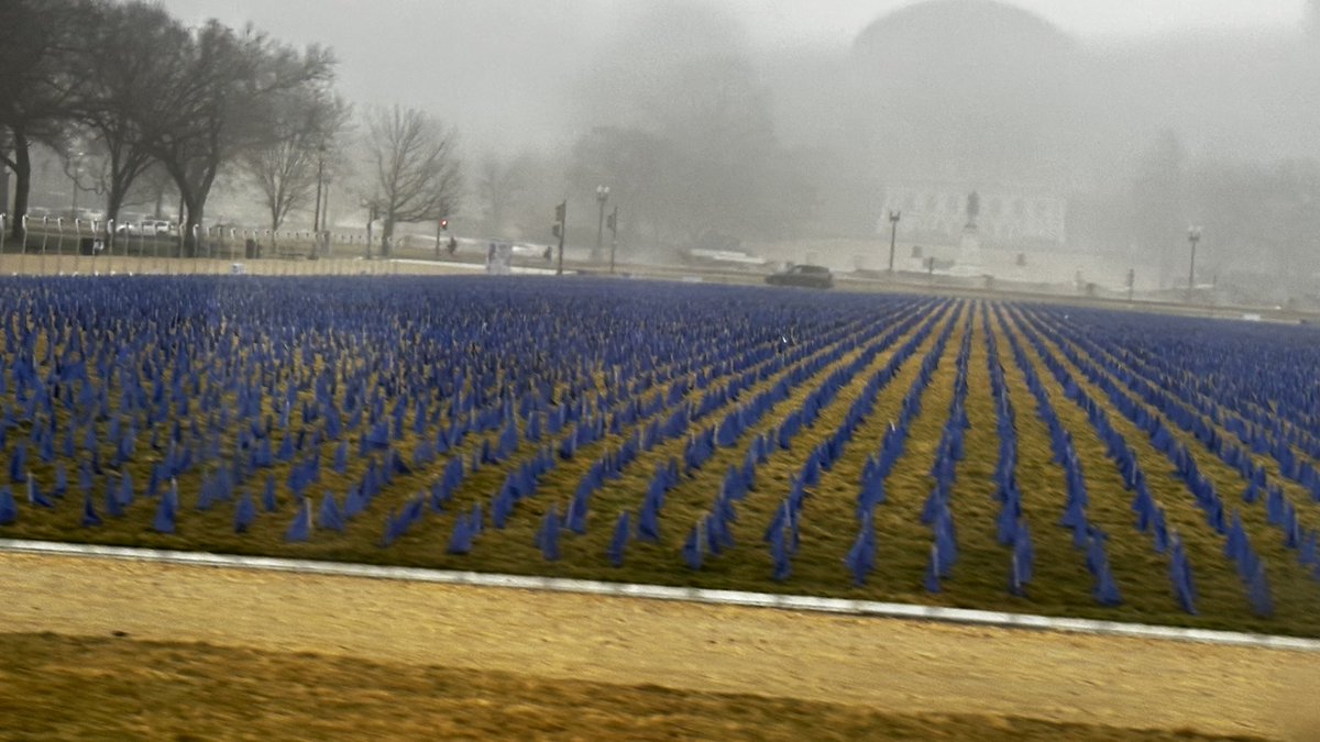 Let`s-Chat` tweet media