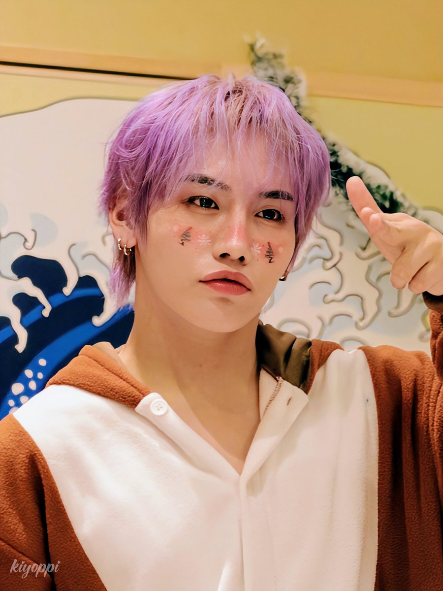 K1414U's tweet image. 251225 2부 포토타임📸🩵④
2025 ᴡᴀᴋᴇʀ ᴡɪɴᴛᴇʀ ᴘʀᴇᴍɪᴜᴍ ʟɪᴠᴇ ɪɴ ᴊᴀᴘᴀɴ~ɢᴇɴᴛʟᴇ ꜱɴᴏᴡғᴀʟʟ~🎄🦌💜
#WAKER #웨이커 #ウェイカー
#세범 #SEBUM #セボム 
@WAKER_official @WAKER_JP