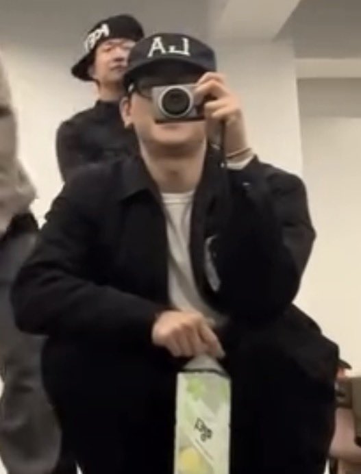 뽐아-_-˙˙ 🩵🌊 tweet media