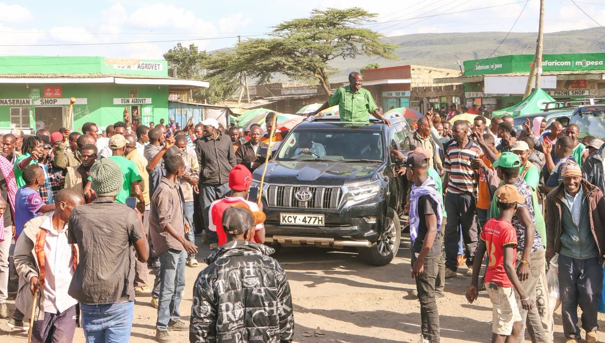 hillary gondi tweet media