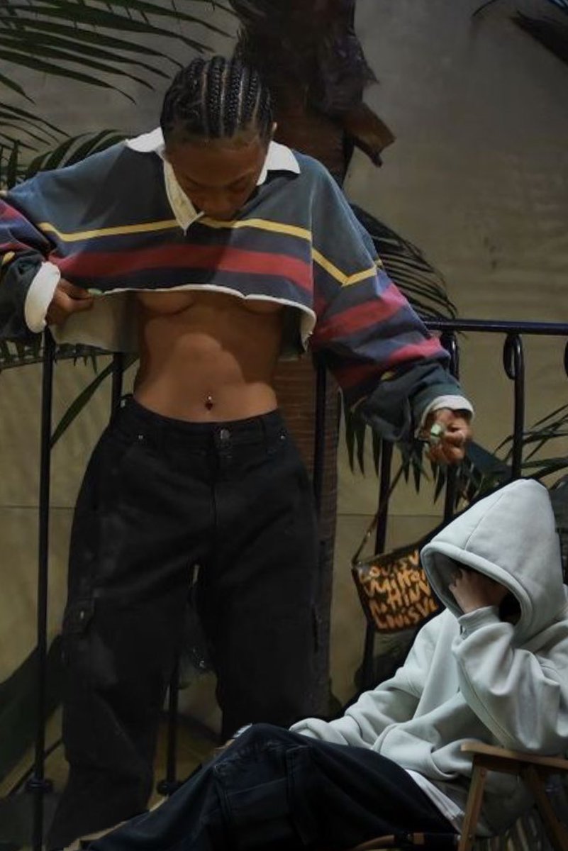 Aaaliyaaaahh tweet media