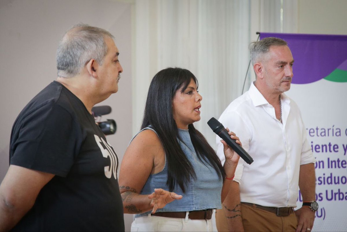 Eva Mieri tweet media