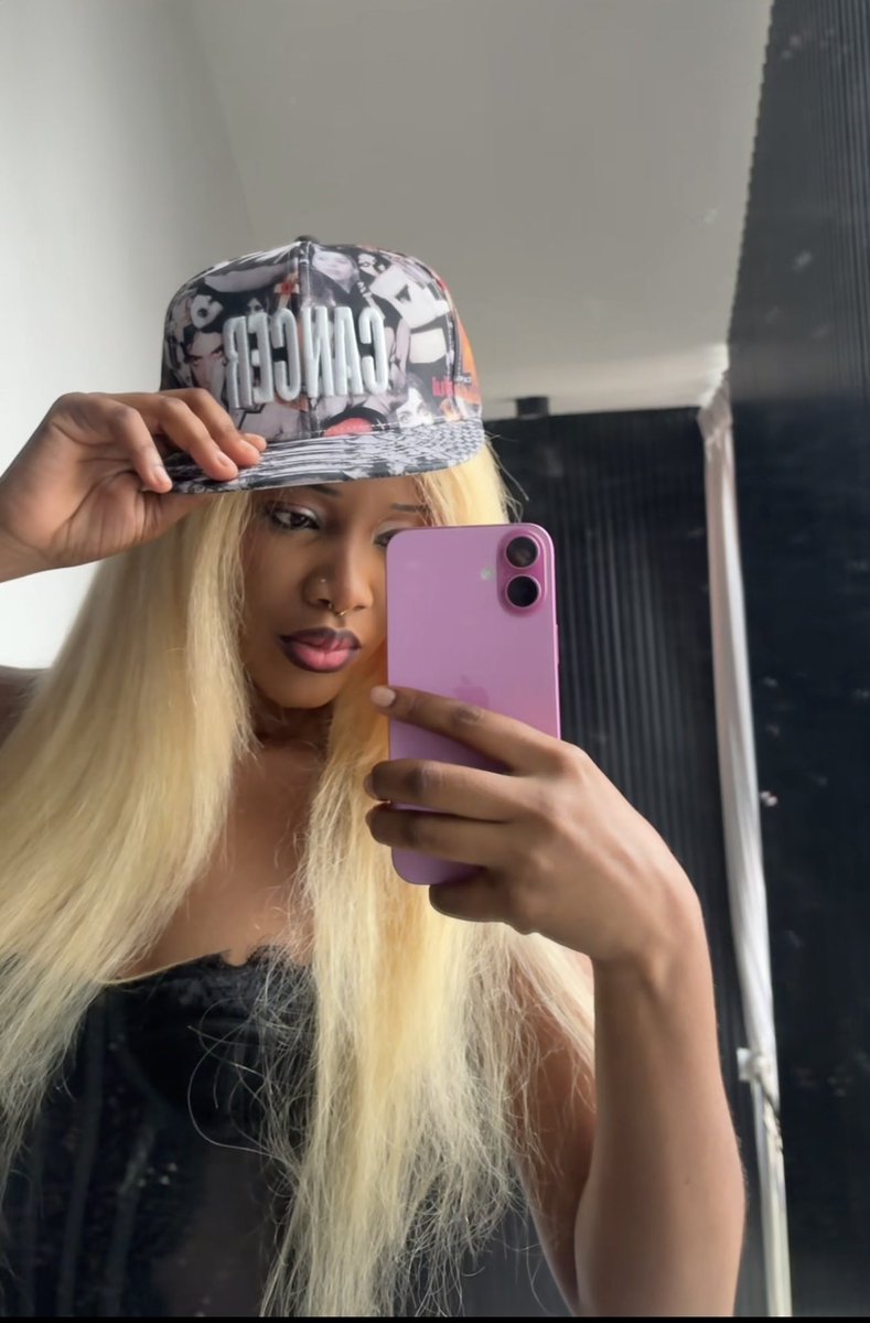 ilovelesbians tweet media