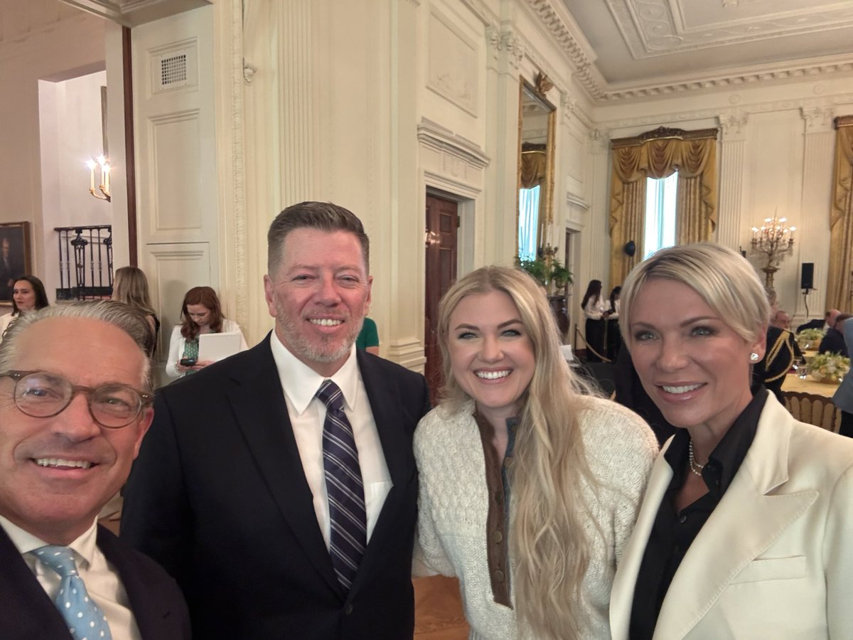 Pastor Travis Johnson tweet media