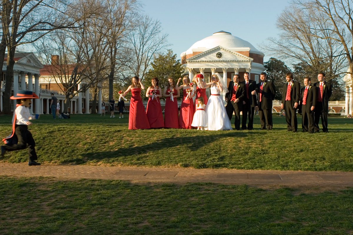 Abigail Spanberger tweet media