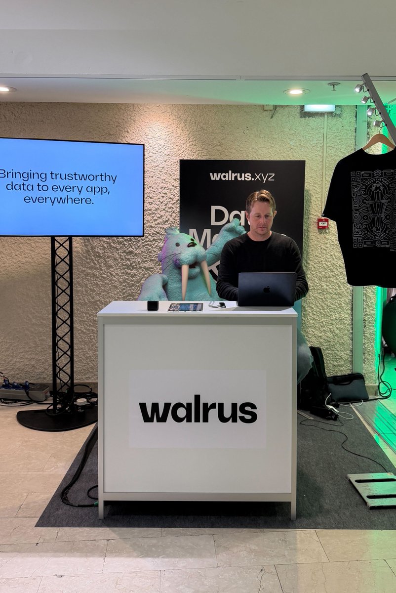 Walrus 🦭/acc tweet media