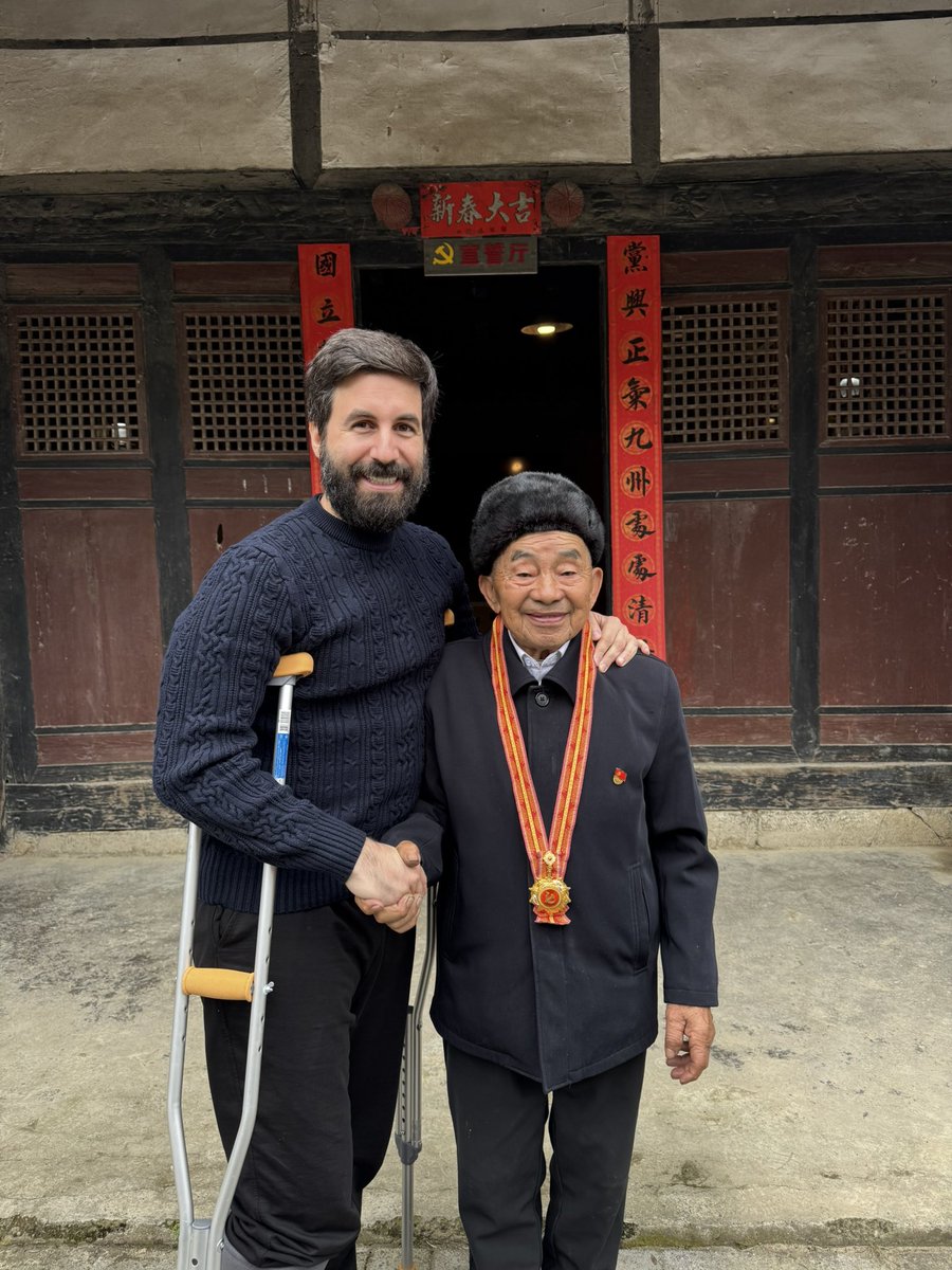 Christopher Helali tweet media