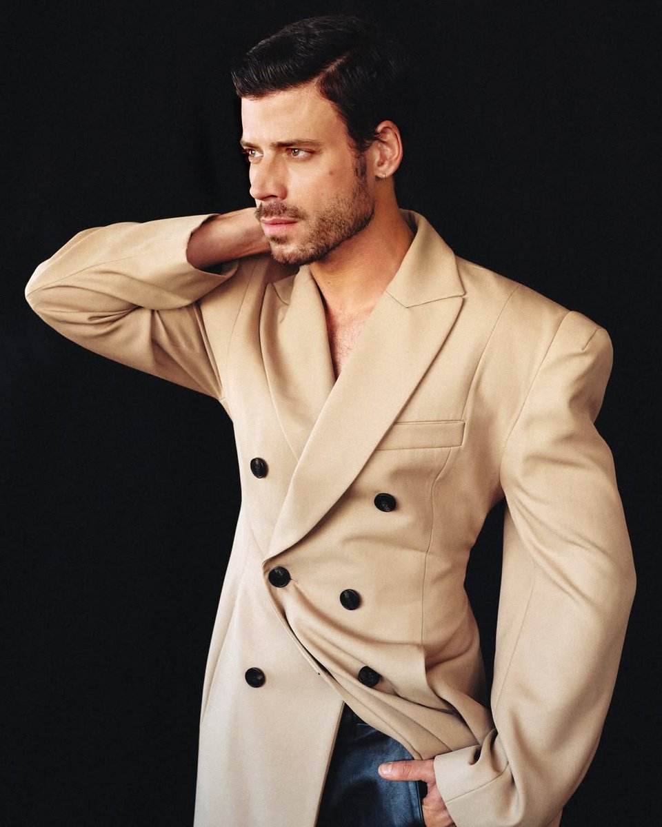 François Arnaud News tweet media