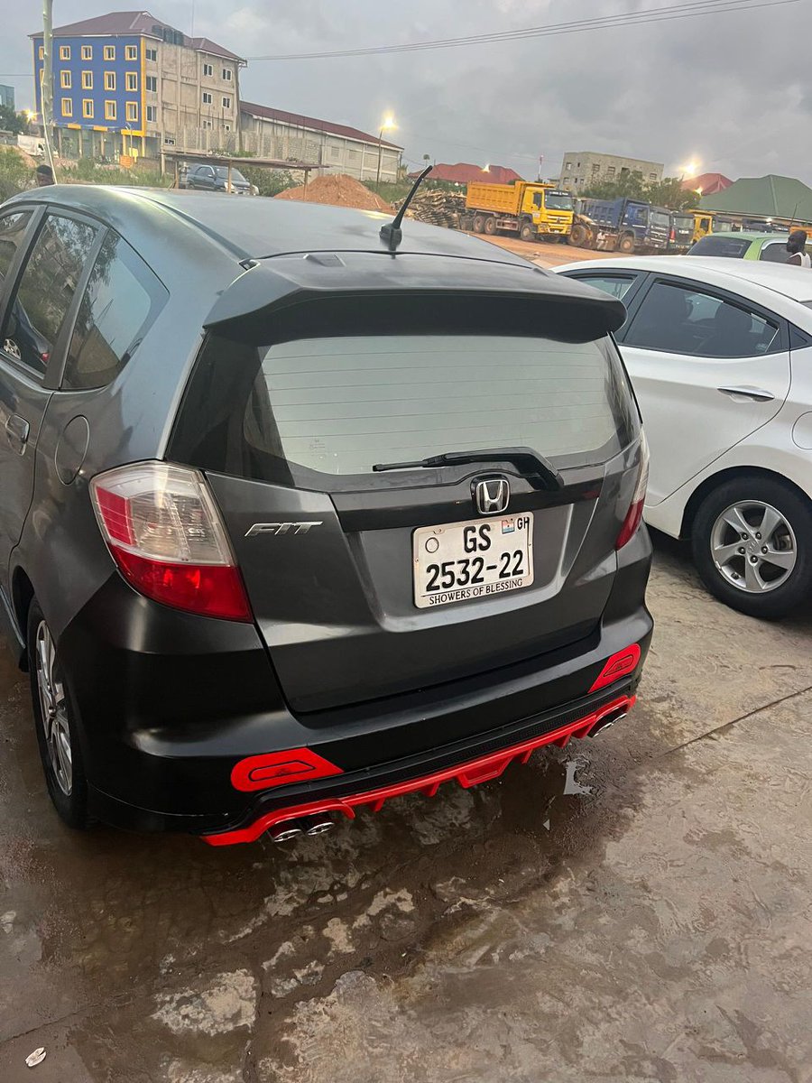 2013 Honda Fitz ¢65k

1.3L
Original left from home 
Super neat 
Engine not opened before 
Sweet ride 

Ashalajah
3k commission
Nksh
