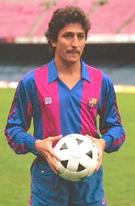 change the rules tweet media