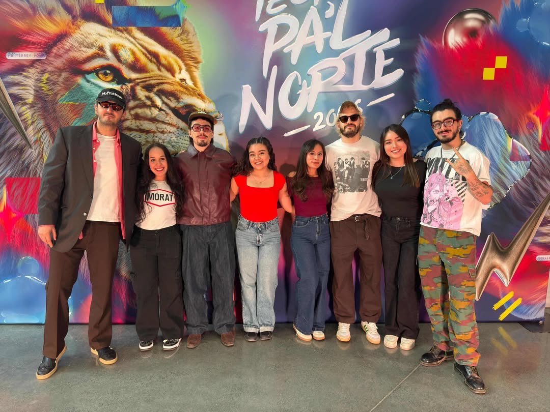 Vania ✨ tweet media