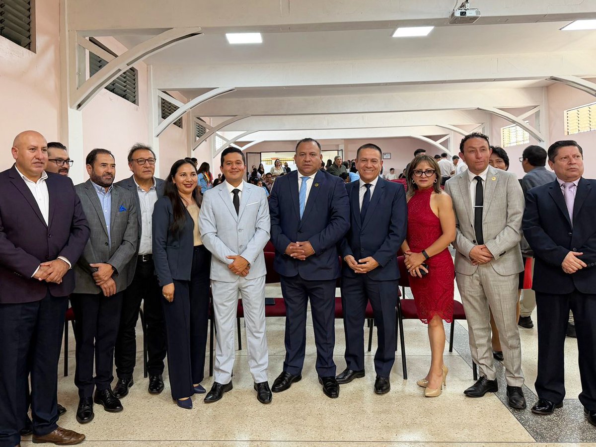 IstbolivarS's tweet photo. El Instituto Bolívar fue parte de la Rendición de Cuentas de la Zona 3 del Ministerio de Educación, un espacio fundamental para compartir resultados, avances y compromisos con la comunidad.
#ElNuevoEcuador #RendiciónDeCuentas #InstitutoBolívar #Transparencia #GestiónPública https://t.co/pokDHRo8mx